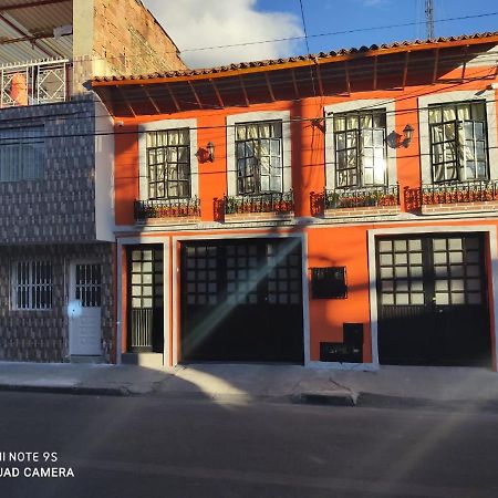 Hogar Colonial Aparthotel Bogota Exterior photo